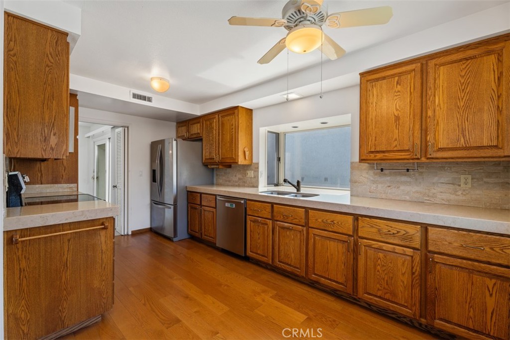 19361 Sierra Perla, Irvine CA 92603 - photo 9