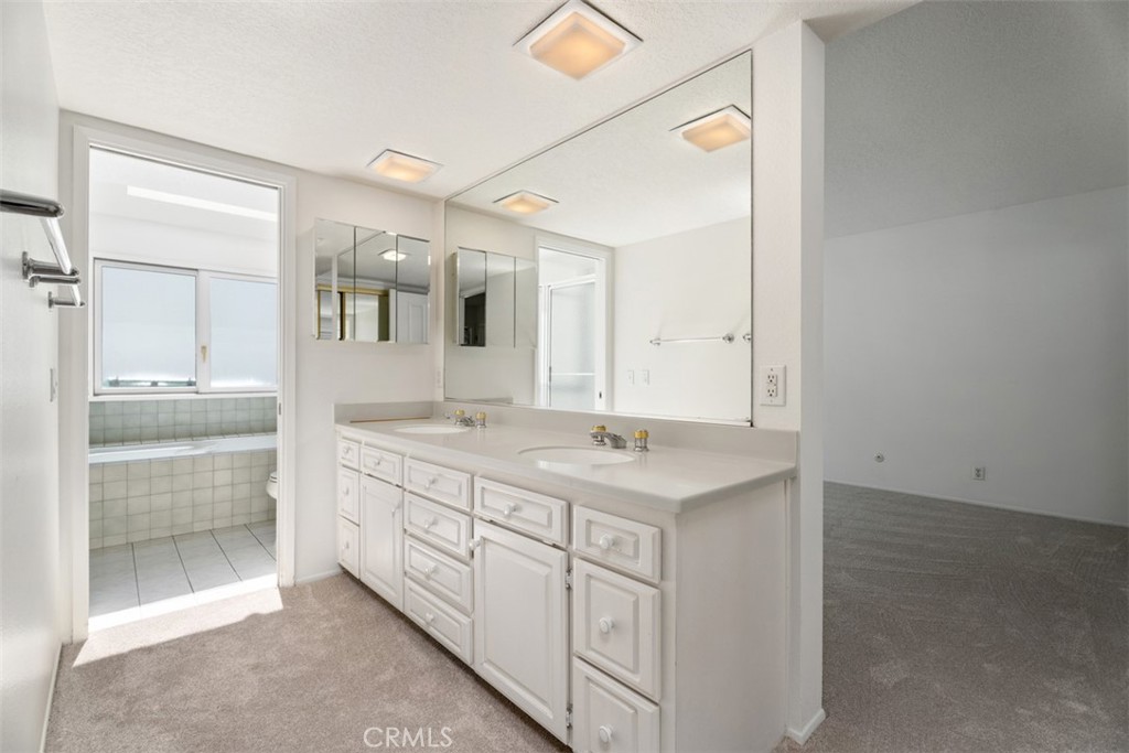 19361 Sierra Perla, Irvine CA 92603 - photo 18