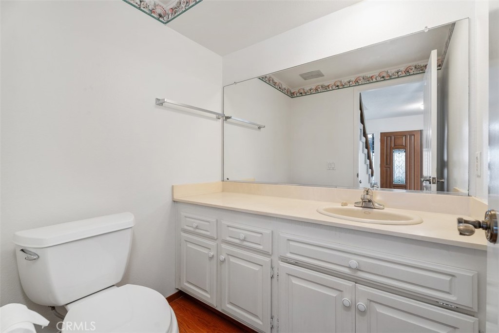 Powder Room - 19361 Sierra Perla, Irvine CA 92603 - photo 21