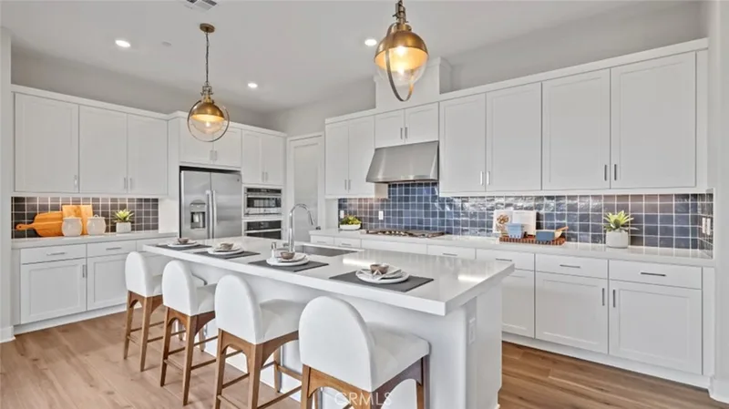 194 Billings, Irvine, CA 92618