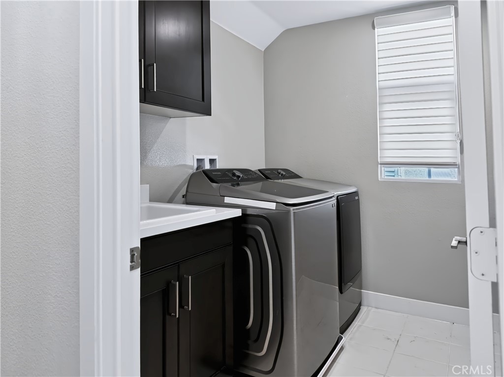 195 Stellar, Irvine CA 92618 - photo 19
