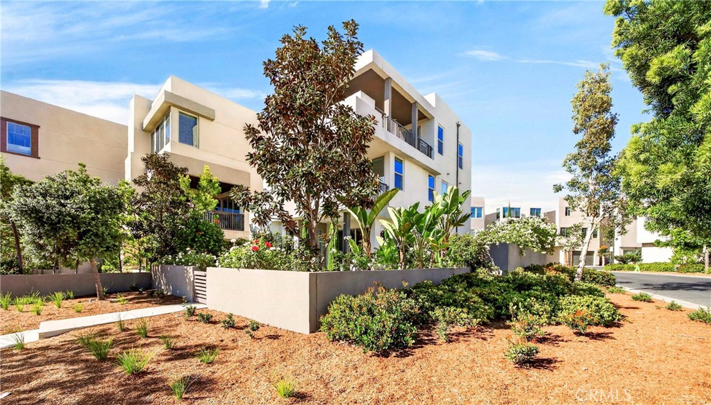 195 Stellar, Irvine CA 92618 - photo 1