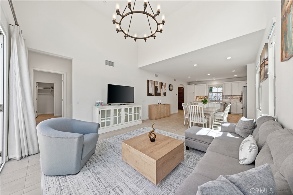 197 Augustine, Irvine CA 92618 - photo 2
