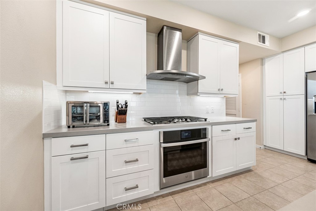 199 Bowery, Irvine CA 92612 - photo 10