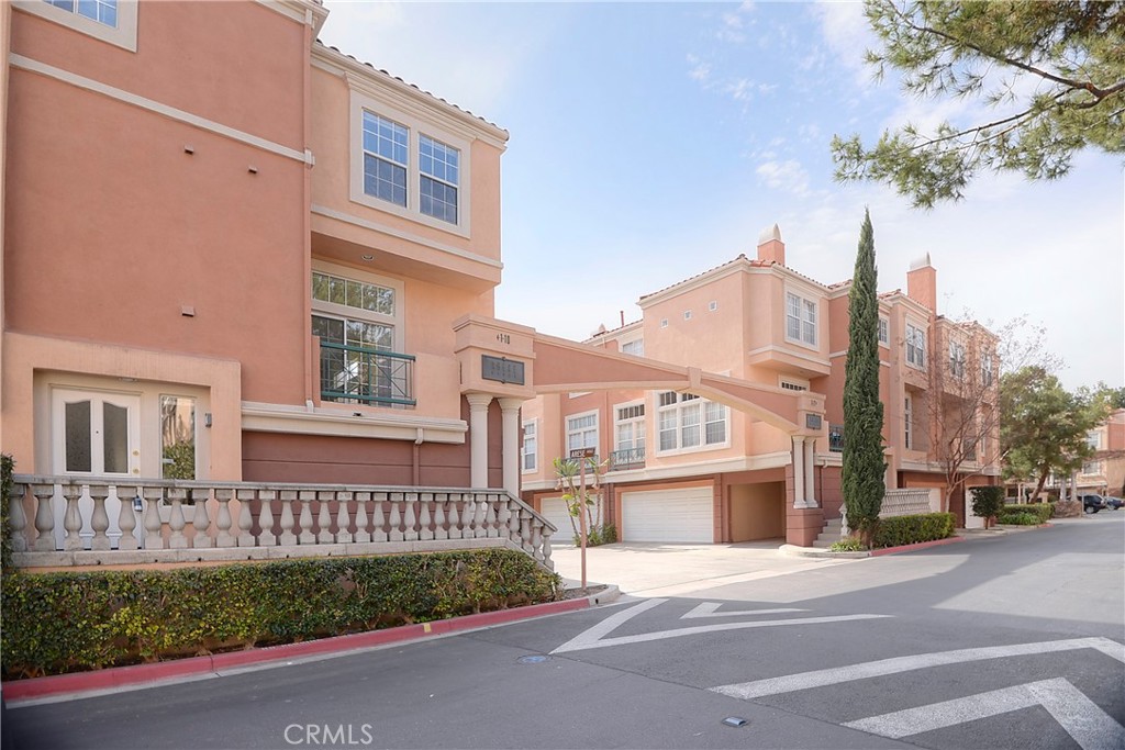 2 Arese Aisle, Irvine CA 92606 - photo 3