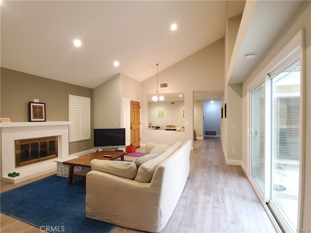2 Cedarlake 8, Irvine CA 92614 - photo 5