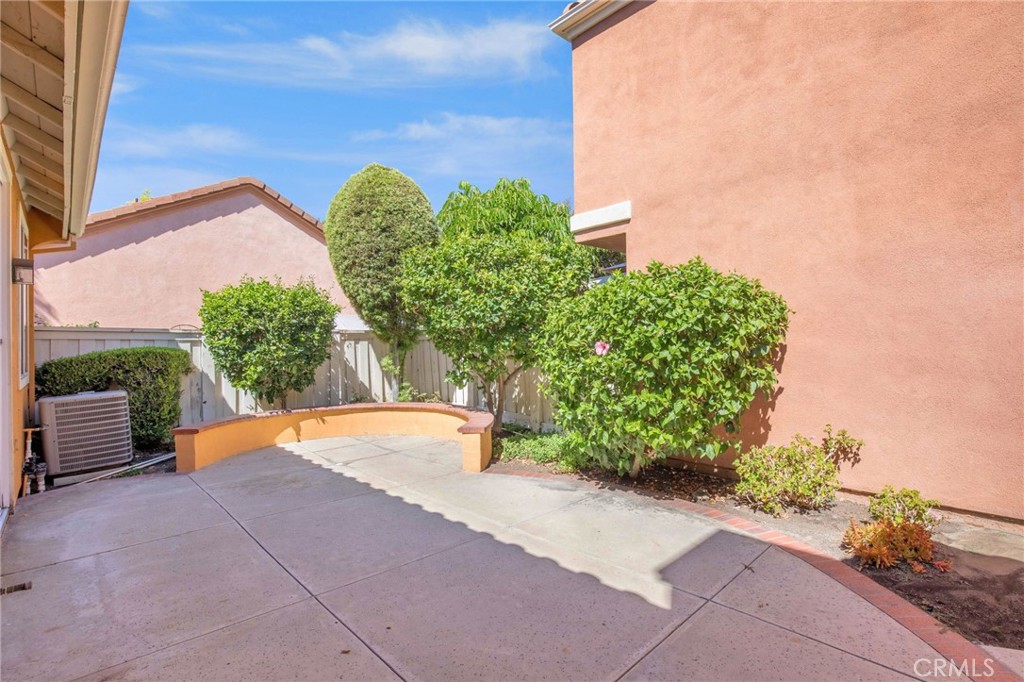 2 La Ronda, Irvine CA 92606 - photo 29