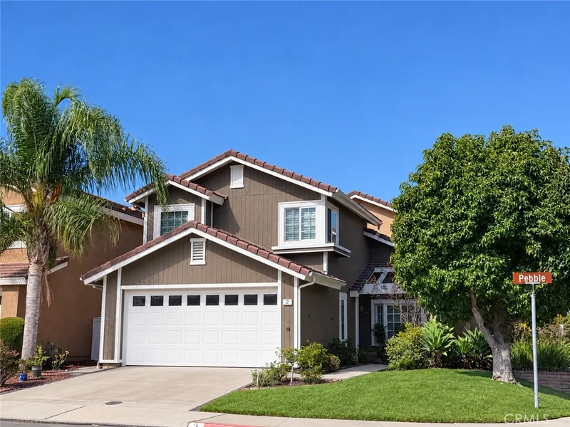 2 Pebble, Irvine