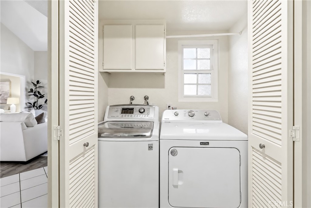Inside Laundry - 2 Pebble, Irvine CA 92614 - photo 23