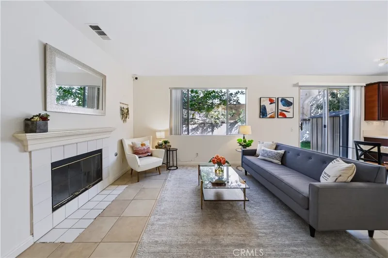 2 Safeguard Place, Irvine, CA 92602