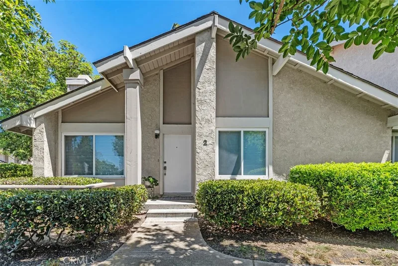 2 Snapdragon, Irvine, CA 92604