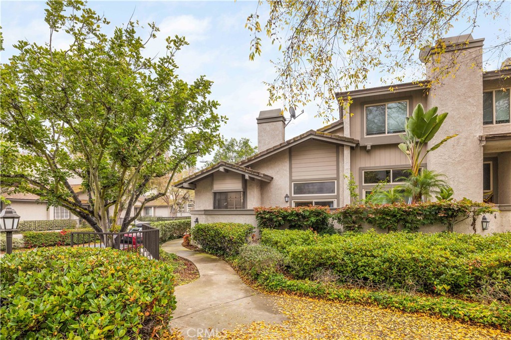 Welcome to 2 Summerset - 2 Summerset, Irvine CA 92603 - photo 1
