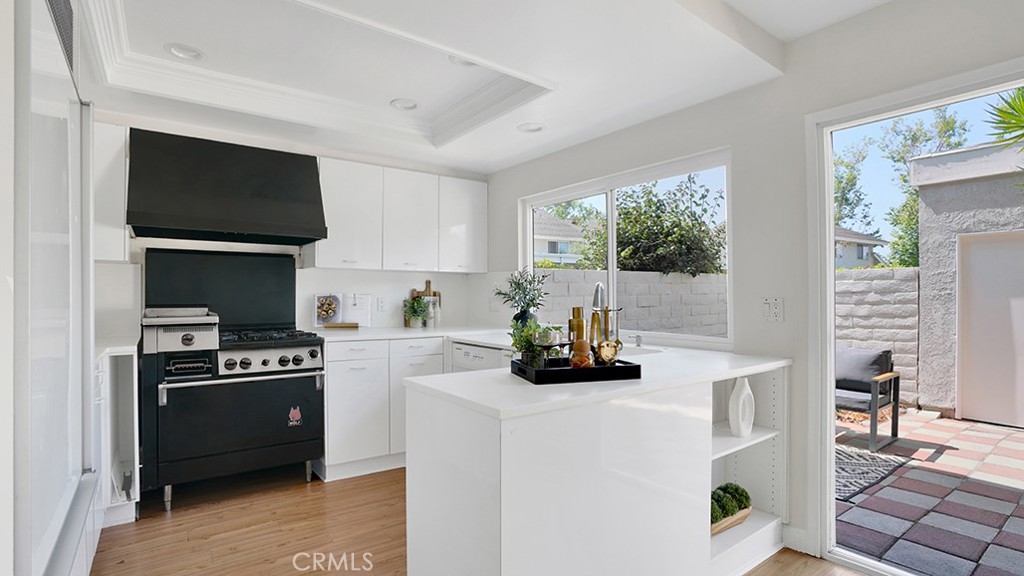 2 Sunflower, Irvine CA 92604 - photo 6