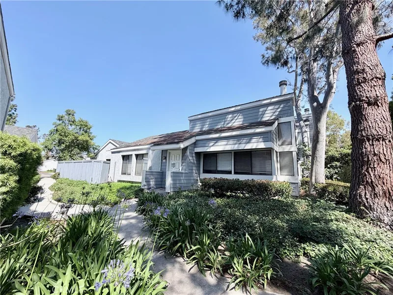 2 Tonada, Irvine, CA 92620