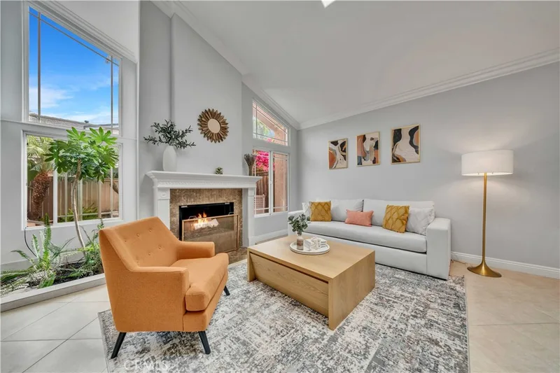 20 Coldbrook, Irvine