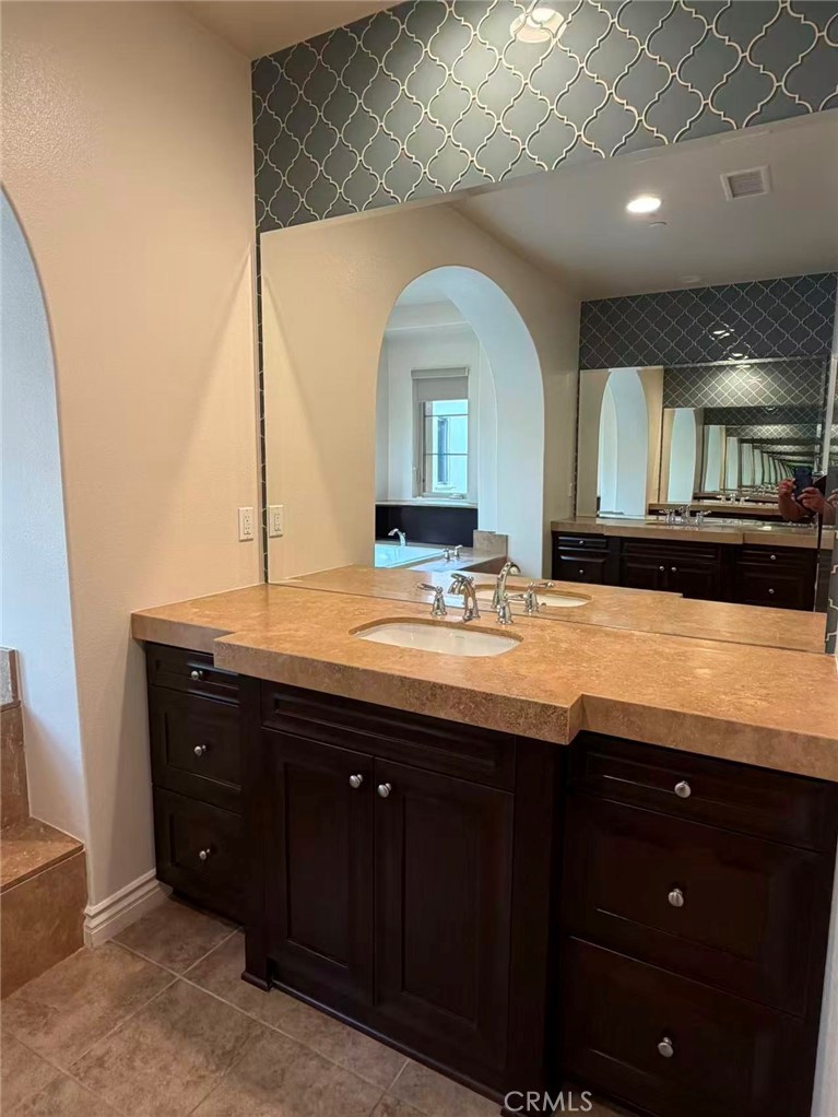20 Hawkeye, Irvine CA 92602 - photo 27