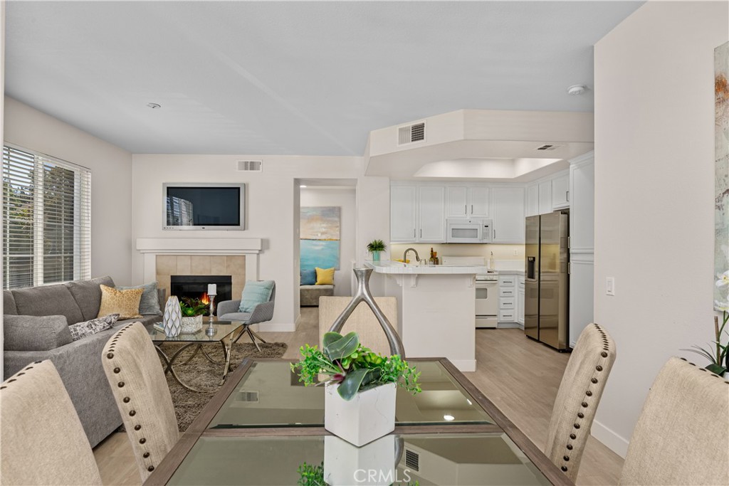 20 Leucadia, Irvine CA 92602 - photo 3