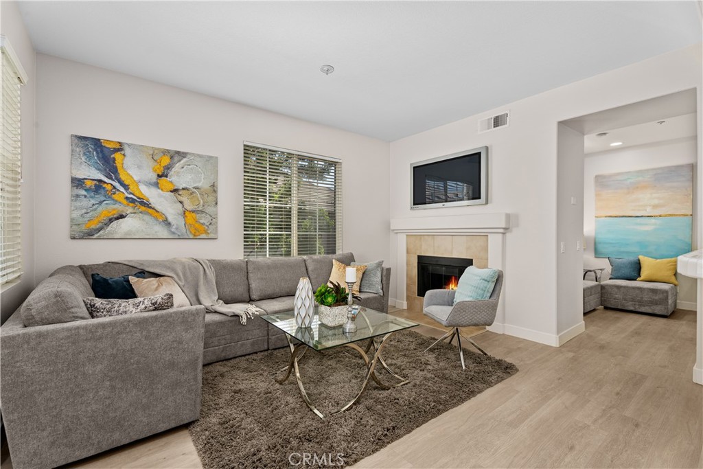 20 Leucadia, Irvine CA 92602 - photo 4