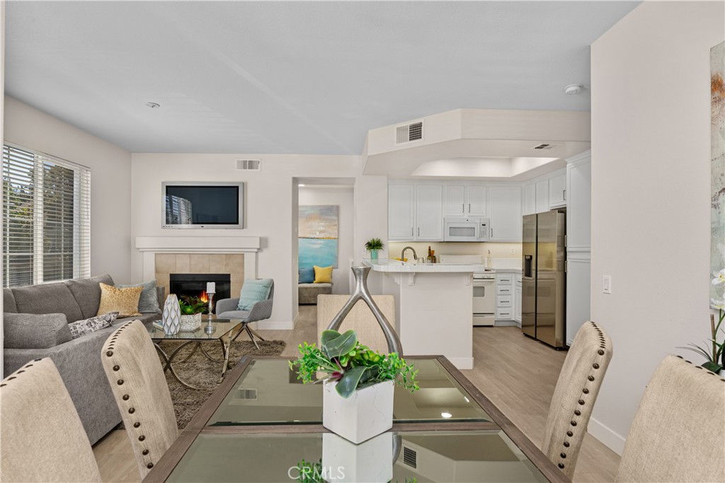 20 Leucadia, Irvine CA 92602 - photo 7