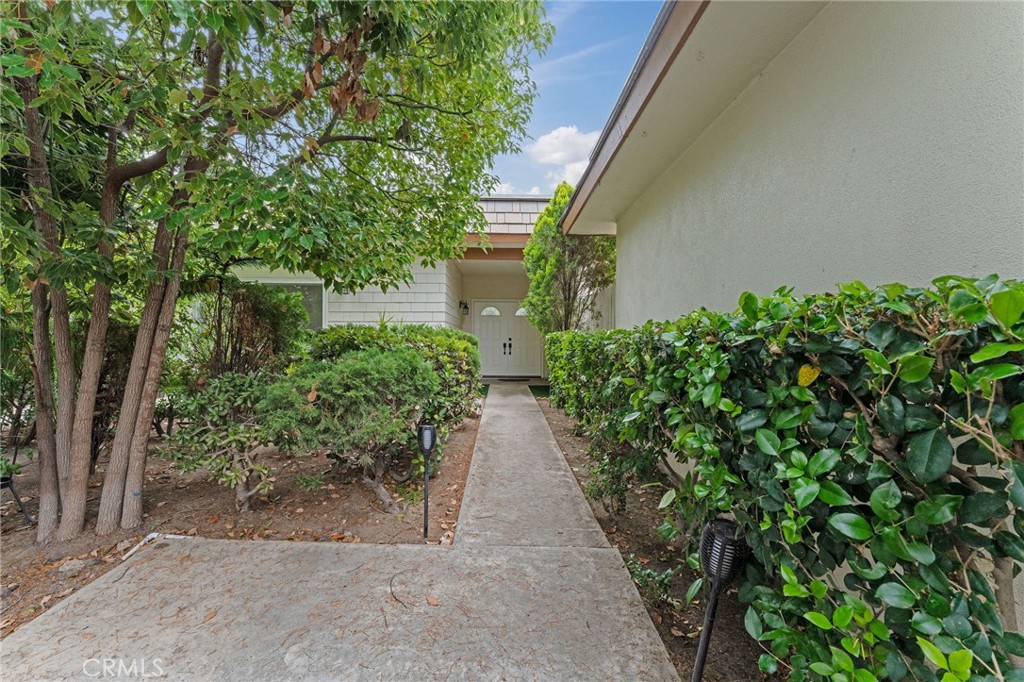 20 Norton St, Irvine CA 92612 - photo 3