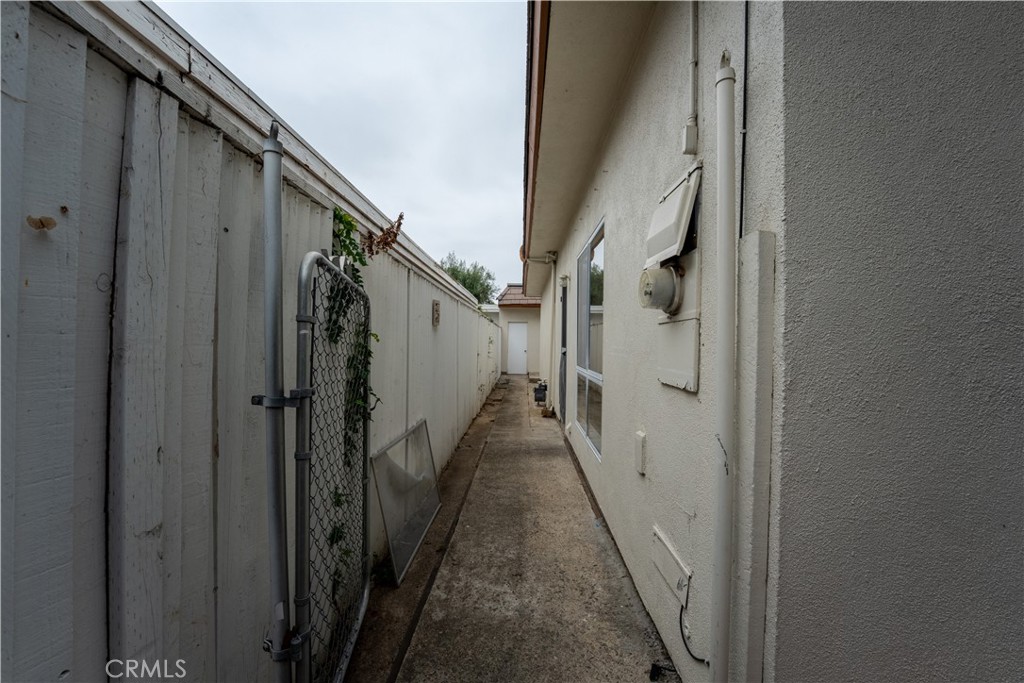 20 Norton St, Irvine CA 92612 - photo 31