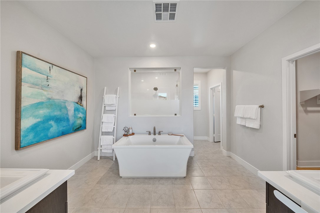 200 Chorus, Irvine CA 92618 - photo 15