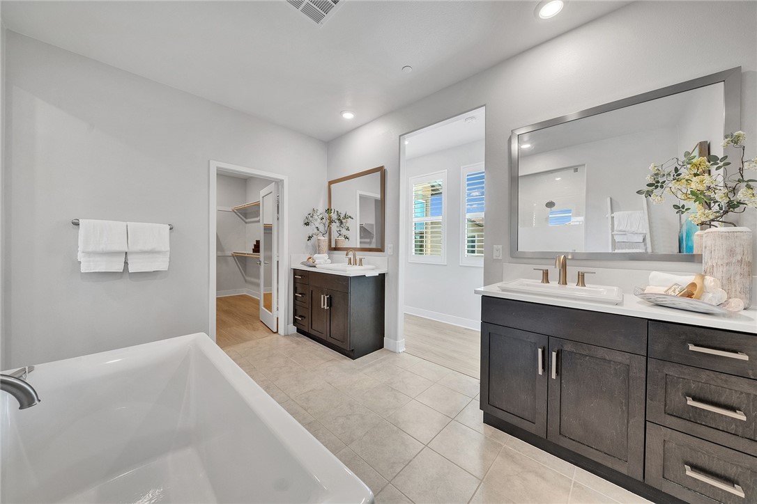 200 Chorus, Irvine CA 92618 - photo 16