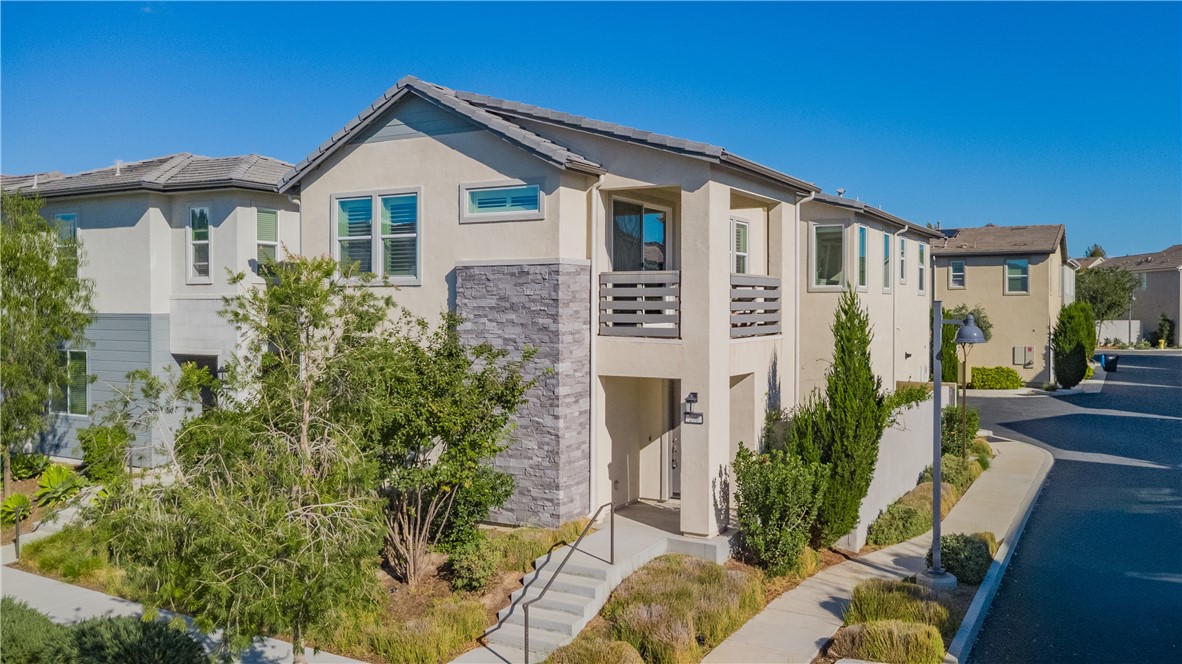 200 Chorus, Irvine CA 92618 - photo 27