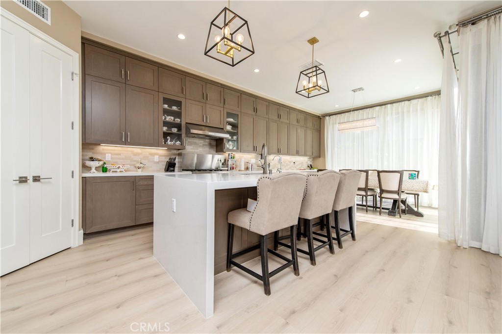 200 Piazza, Irvine CA 92602 - photo 12