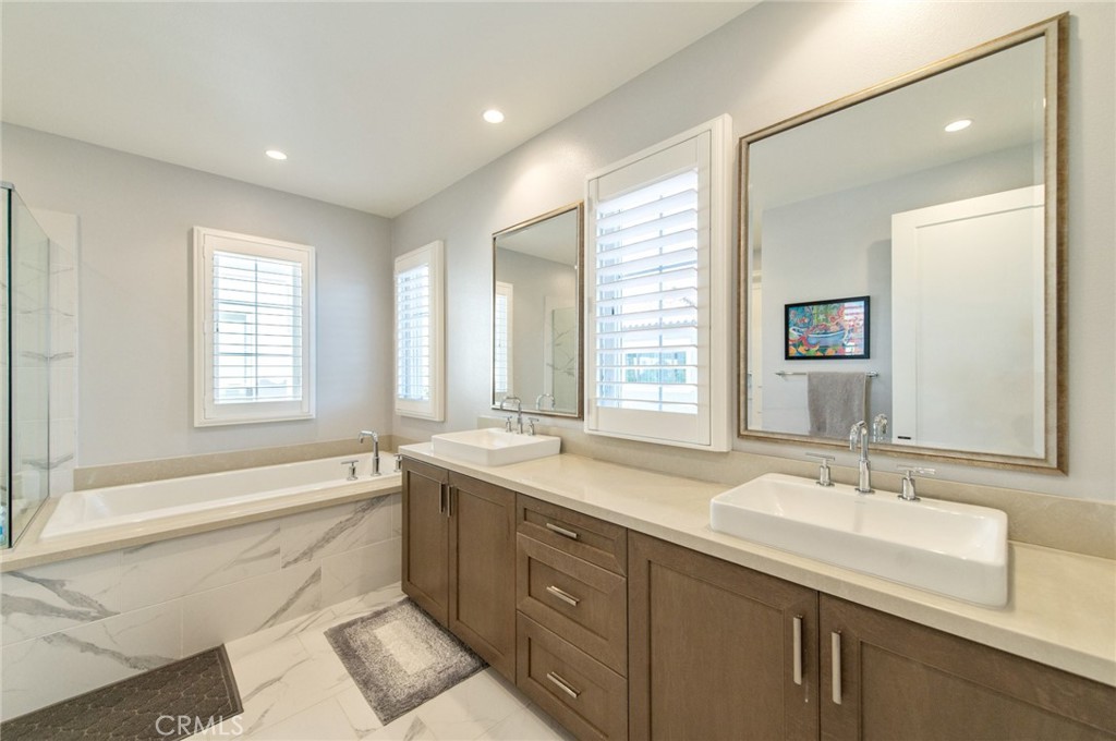 200 Piazza, Irvine CA 92602 - photo 31