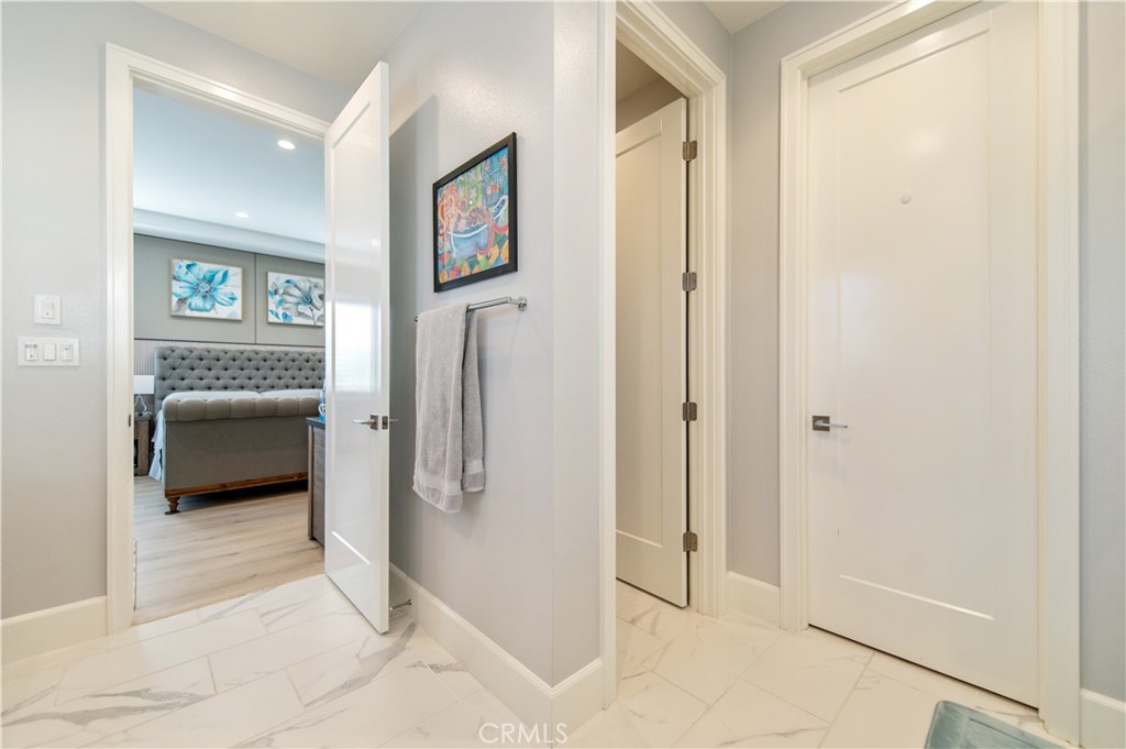 200 Piazza, Irvine CA 92602 - photo 32