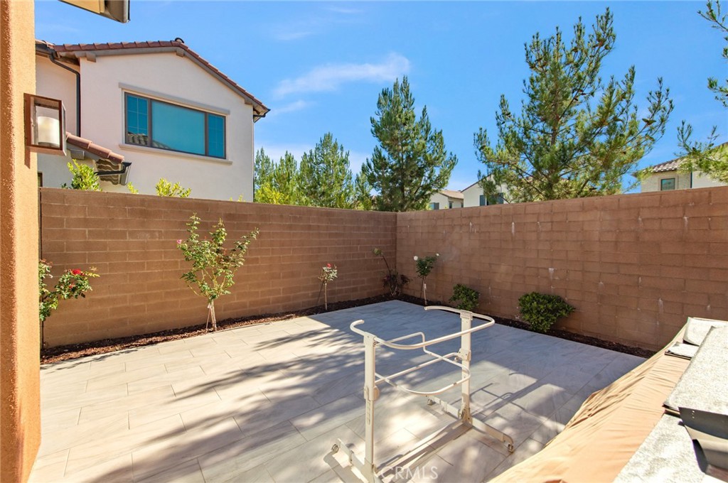 200 Piazza, Irvine CA 92602 - photo 33