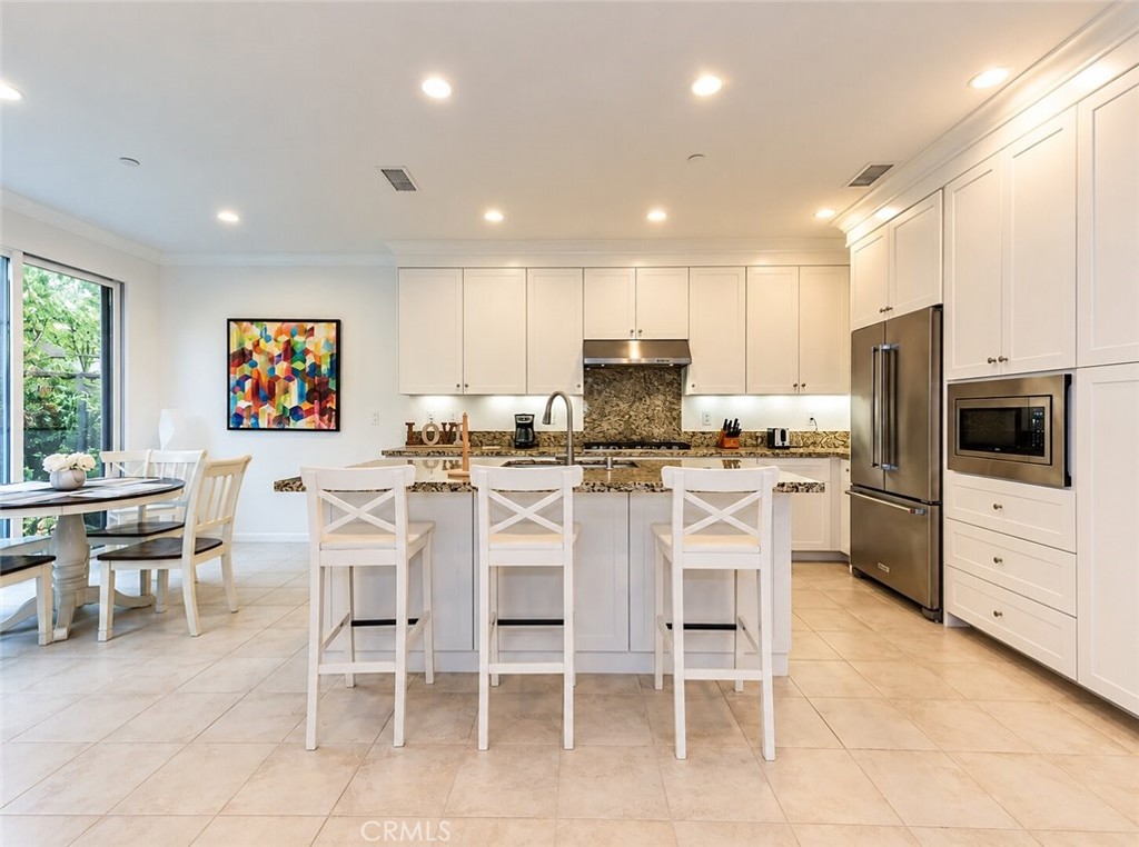 202 Crescent Moon, Irvine CA 92602 - photo 6