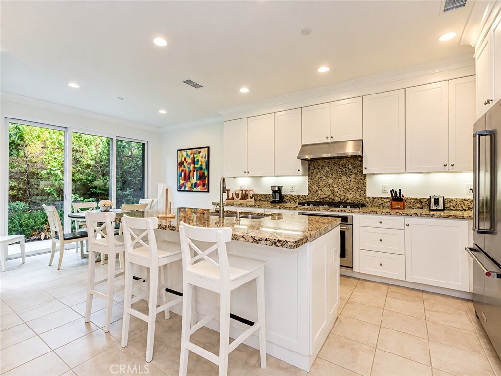202 Crescent Moon, Irvine CA 92602 - photo 7