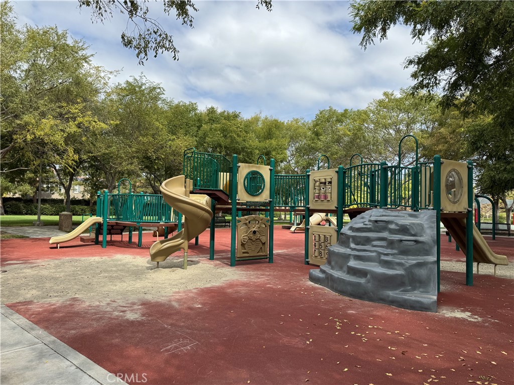 Neighborhood Playground - 204 Falcon, Irvine CA 92618 - photo 22