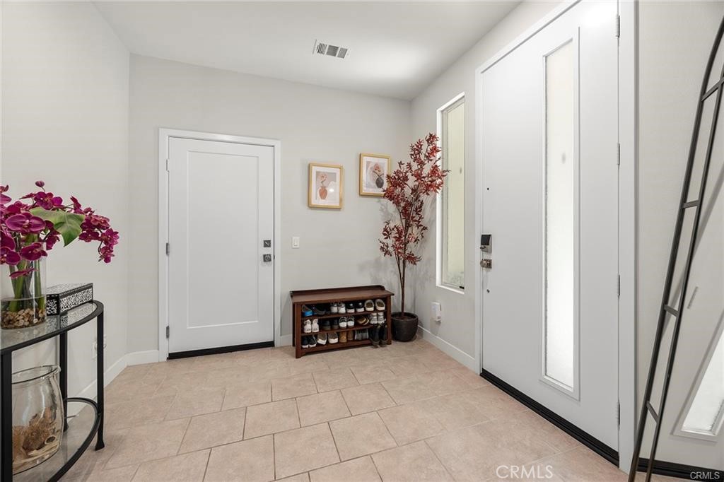 204 Keeper, Irvine CA 92618 - photo 5