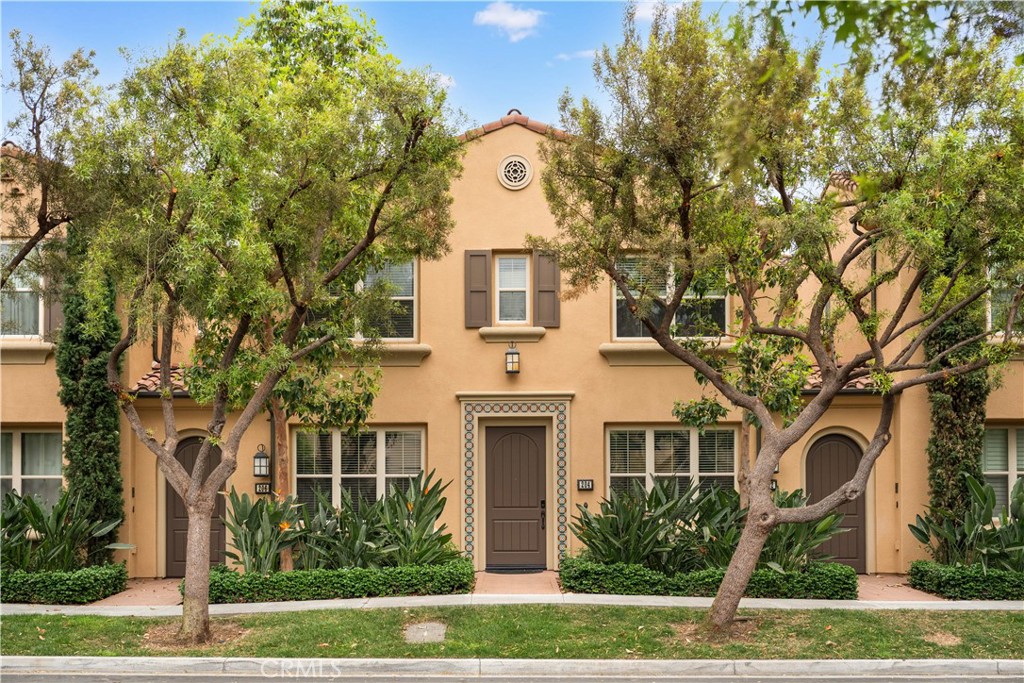 204 Kempton, Irvine CA 92620 - photo 1