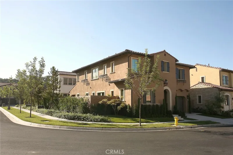 204 Sutters, Irvine, CA 92602