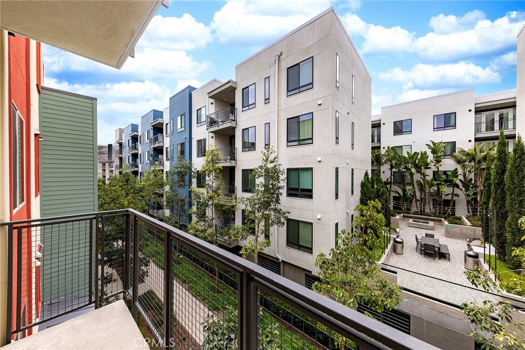 205 Bowery, Irvine CA 92612 - photo 4