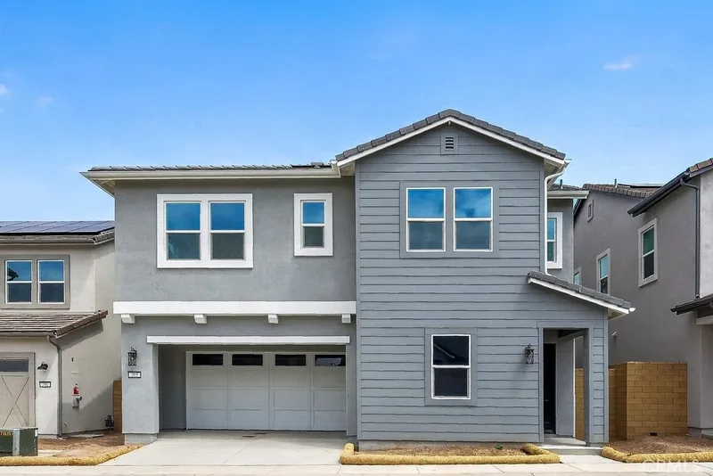 205 Briar Moon, Irvine, CA 92618