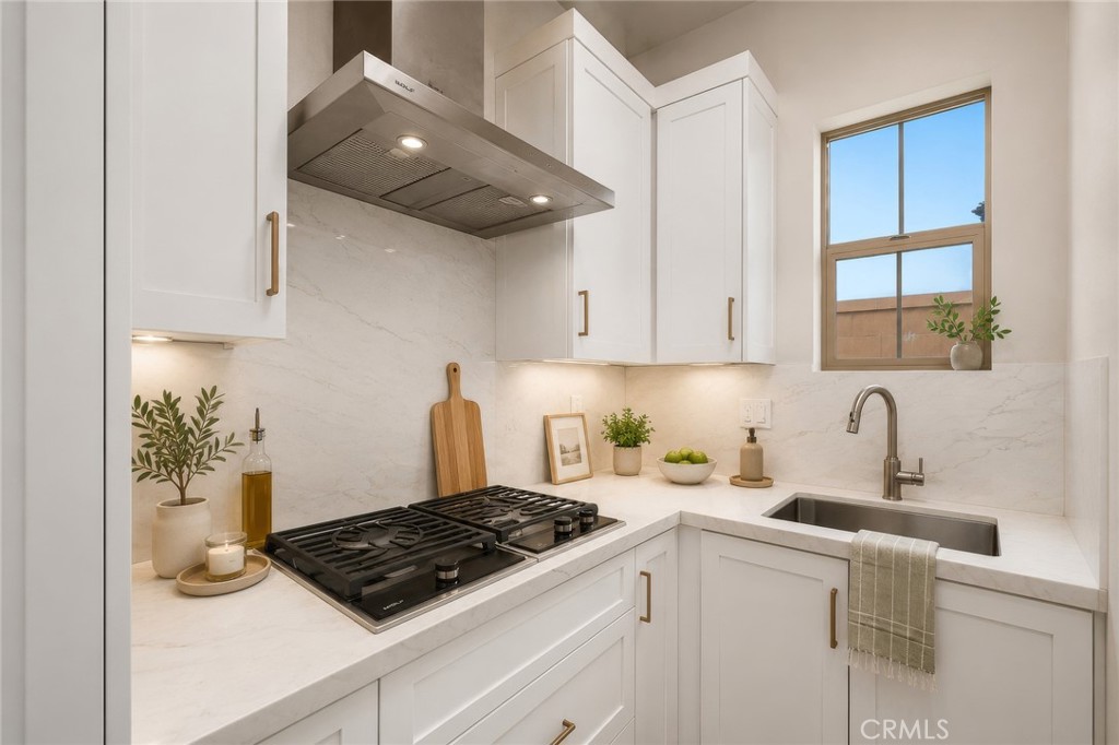 Virtually staged - 206 Mistwater, Irvine CA 92618 - photo 15
