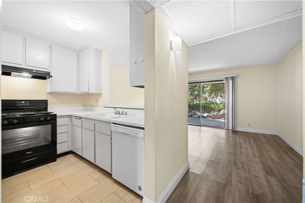 208 Orange Blossom, Irvine CA 92618 - photo 11