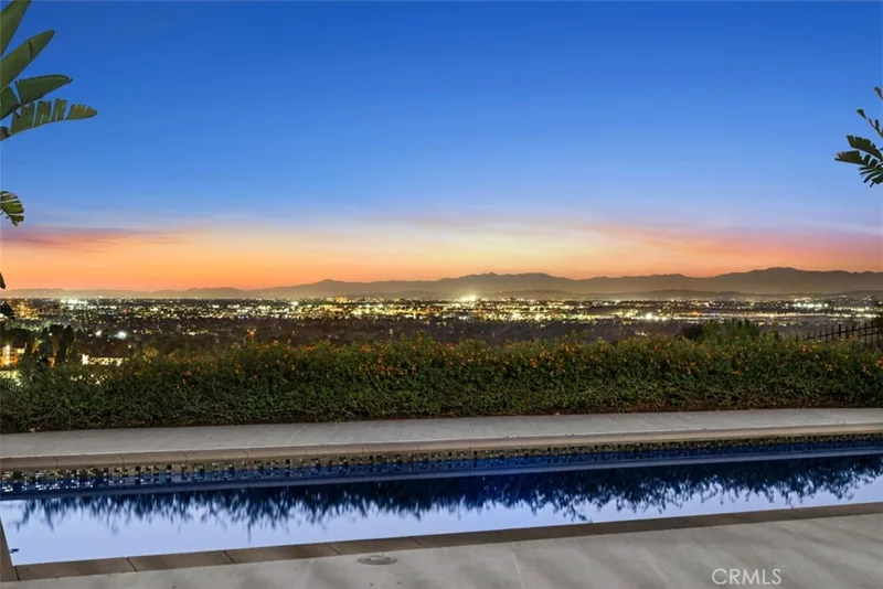 21 Chester, Irvine, CA 92603