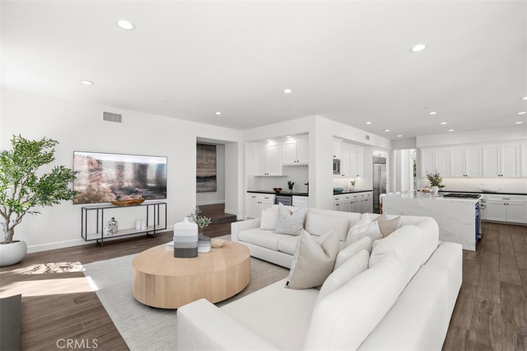 21 Chester, Irvine CA 92603 - photo 29