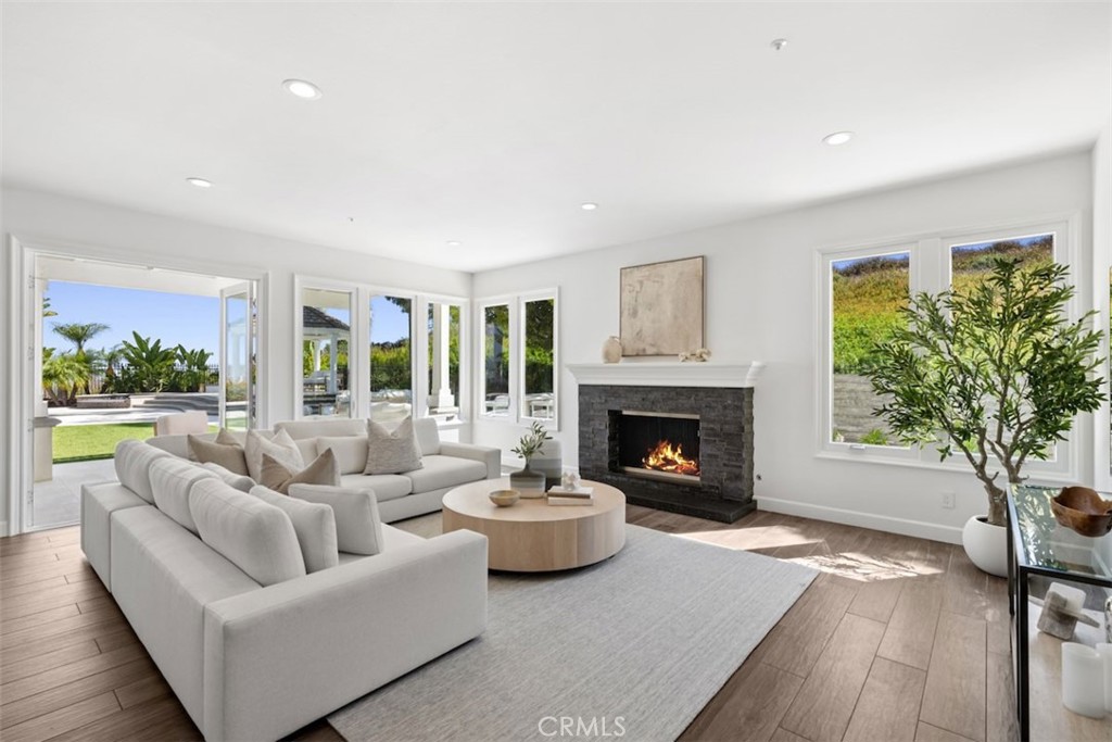 21 Chester, Irvine CA 92603 - photo 30
