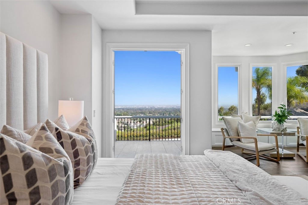 21 Chester, Irvine CA 92603 - photo 32