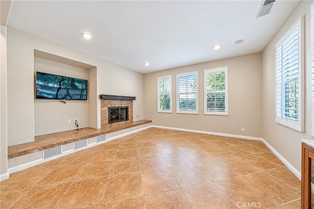 21 Foliage, Irvine CA 92603 - photo 11