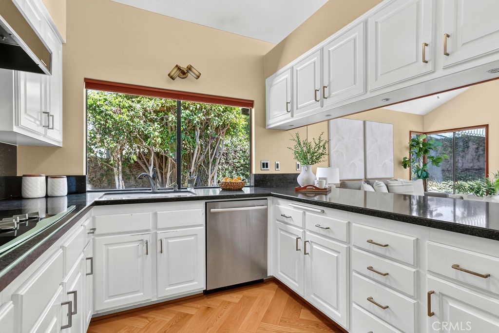 21 Glorieta W, Irvine CA 92620 - photo 11