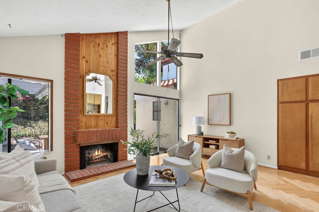 21 Glorieta W, Irvine CA 92620 - photo 15