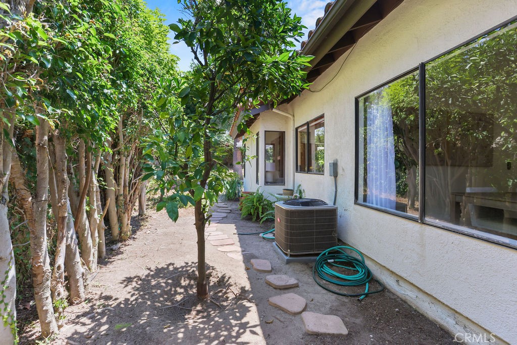 21 Glorieta W, Irvine CA 92620 - photo 34